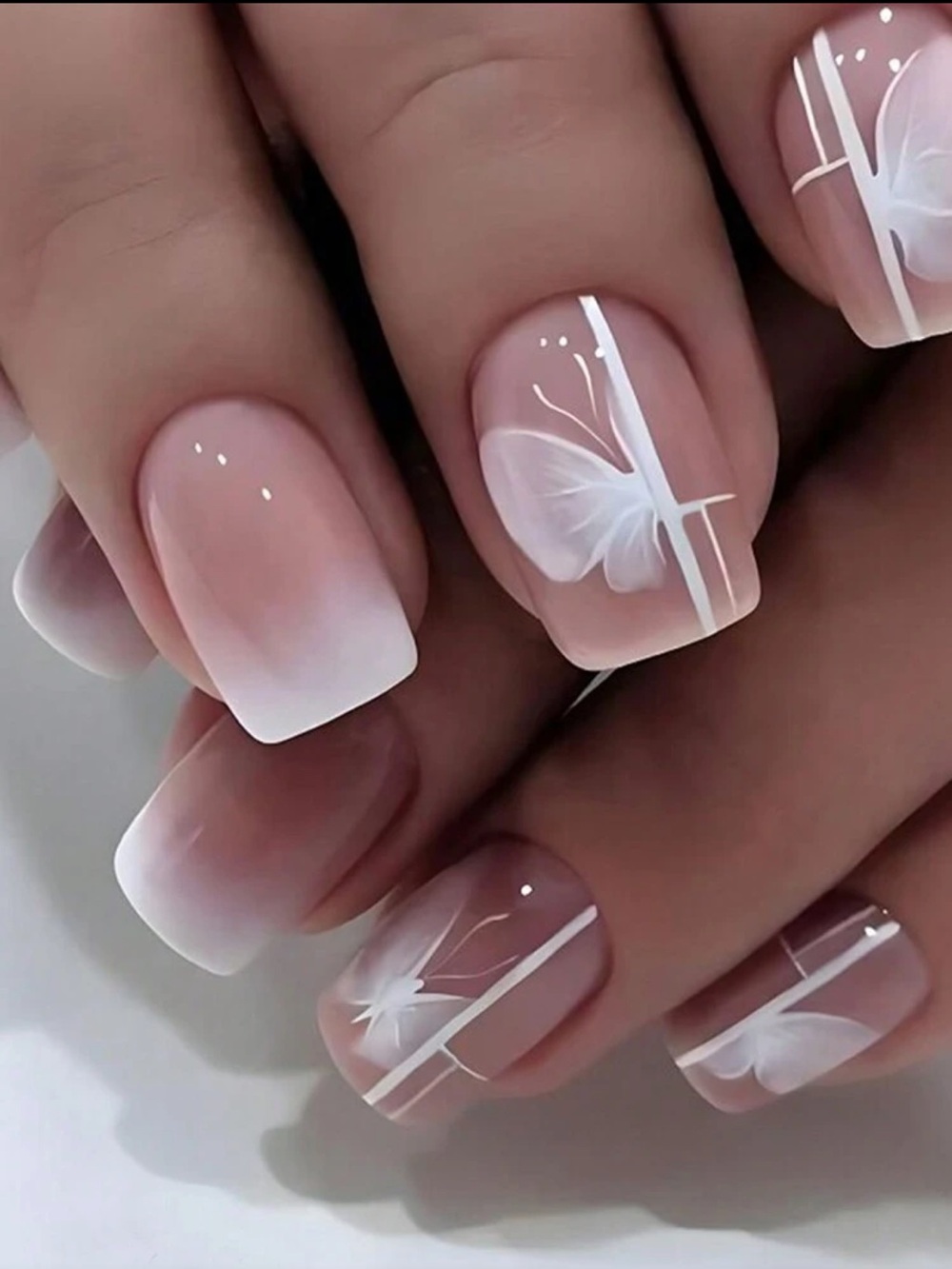 Pink Butterfly Gradient Press-On Nail Set NEW 🏷️